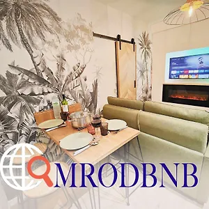 La Belle By Mrodbnb - Neuf - Vue - 25m & Resto - Cine - Cheminee - Popcorn Cancale